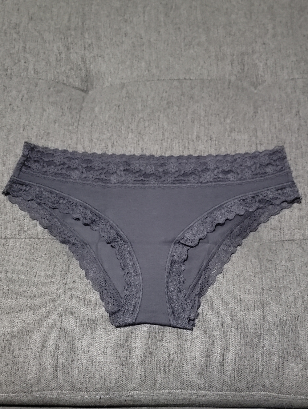 VTG 2013 Victoria’s Secret Dark Gray Lace Trim Cotton Cheekini Panty S NWT